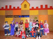 Karneval s Mirečkem a Leontýnkou